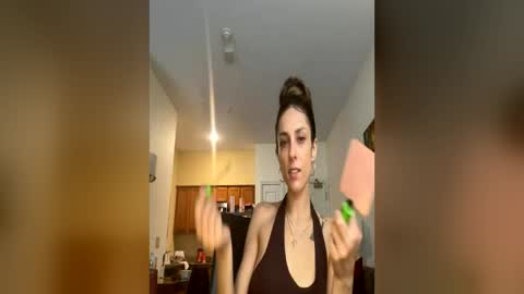 serenityroseee online show from June 13, 9:02 pm