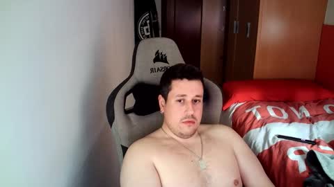 Pollos online show from February 24, 3:43 pm