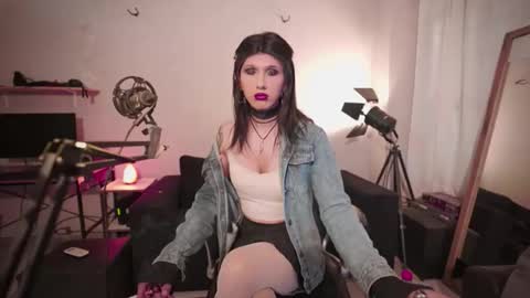 Natiiii online show from December 22, 4:20 am