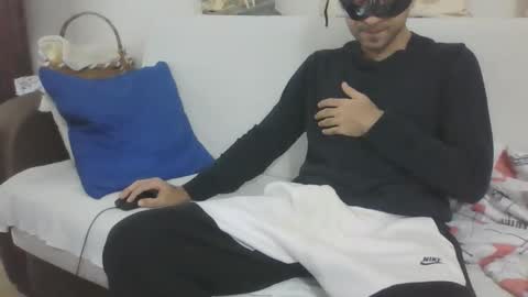 sero98313230 online show from October 14, 12:50 pm