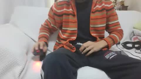 sero98313230 online show from December 3, 9:07 am