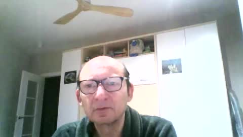 Snapshot of serrano49 chatting on October 31, 6:31 pm serrano49 online show from October 31, 6:31 pm