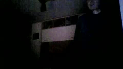 Snapshot of serrano49 chatting on December 15, 4:06 am serrano49 online show from December 15, 4:06 am