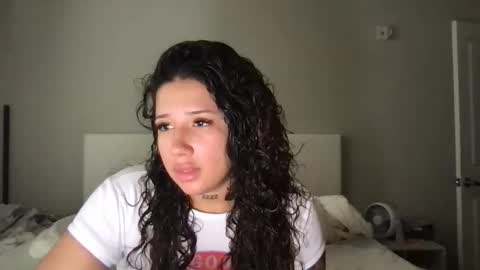 servexely online show from March 4, 6:14 pm