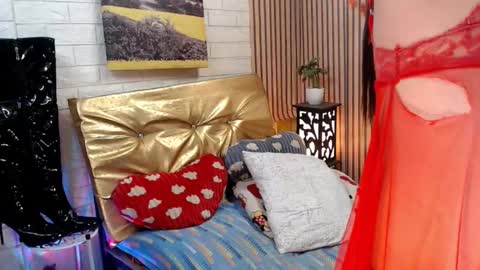 call me MILES   online show from February 8, 11:12 am