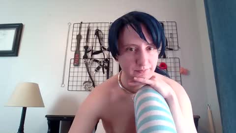 Snapshot of servilesarah chatting on March 9, 8:24 pm Servile Sarah online show from March 9, 8:24 pm