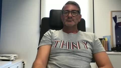 sesamechris92 online show from September 15, 4:29 pm