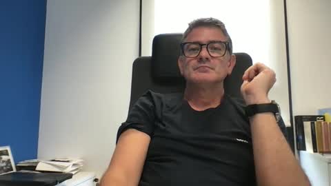 sesamechris92 online show from September 19, 3:34 pm