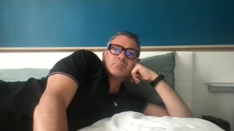 sesamechris92 online show from June 1, 10:28 am