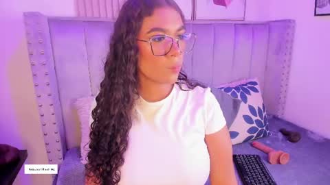 Danna  online show from July 1, 3:41 am