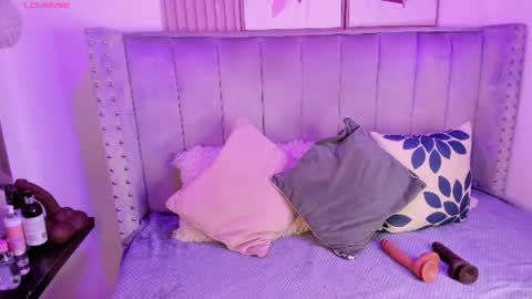 Danna  online show from July 9, 3:21 am