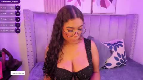 Danna  online show from July 22, 3:31 am