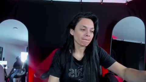 LUCERO online show from October 31, 3:40 am