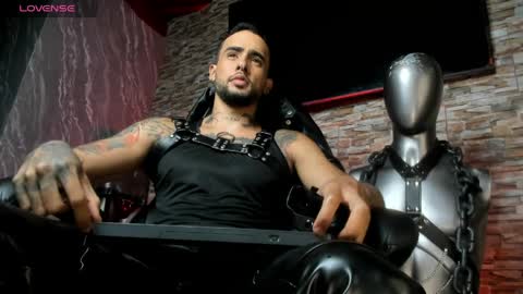 seth_0wner online show from May 20, 2:07 am