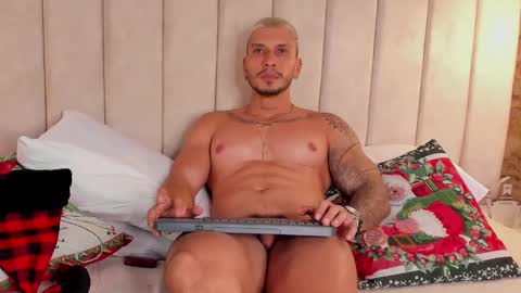 HEY IM SETH online show from December 19, 1:07 am