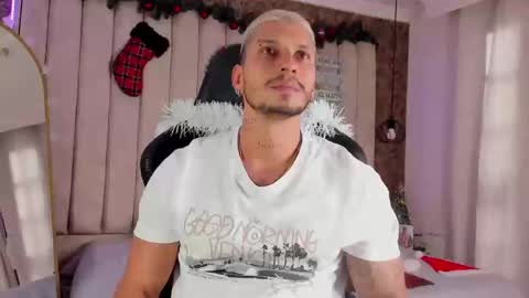 HEY IM SETH online show from December 20, 6:56 pm