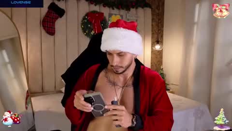 HEY IM SETH online show from December 24, 6:28 pm