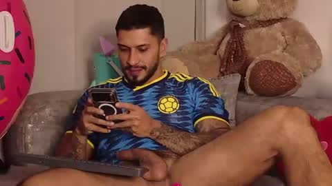 HEY IM SETH online show from June 11, 11:47 pm
