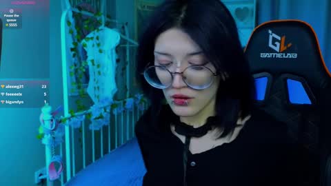 Snapshot of setsunai_ chatting on March 10, 4:49 am Setsunai online show from March 10, 4:49 am