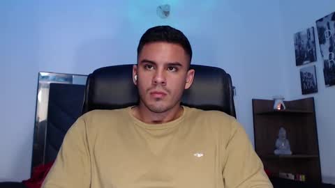 Snapshot of setth_king chatting on January 12, 10:12 am Setth King online show from January 12, 10:12 am