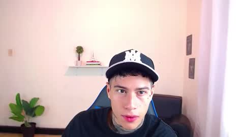 Thomas online show from October 14, 2:51 pm