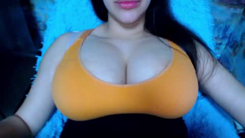 seu_cute online show from January 19, 11:53 pm