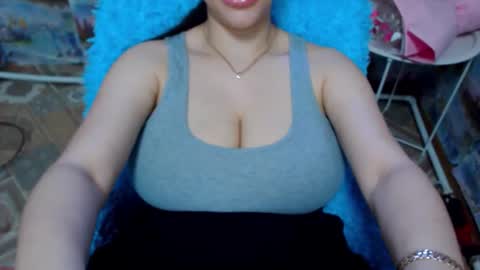 seu_cute online show from November 8, 9:09 am