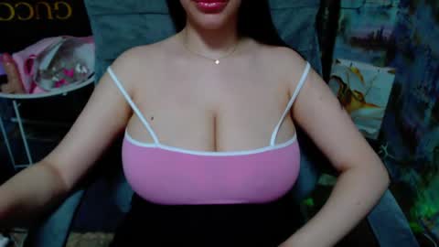 Snapshot of seu_cute chatting on May 22, 6:53 am seu_cute online show from May 22, 6:53 am