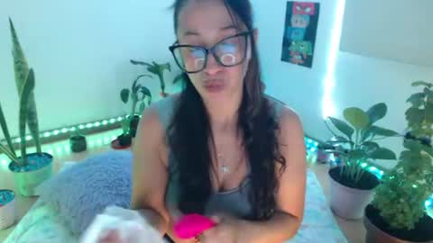 samy online show from June 16, 3:53 am