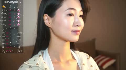 Sana online show from December 3, 2:59 pm