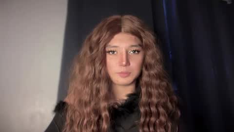 Snapshot of sex_lovely_doll chatting on November 25, 10:54 pm Hi im anne online show from November 25, 10:54 pm