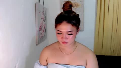 Snapshot of sex_lover26 chatting on November 24, 3:12 pm sex_lover26 online show from November 24, 3:12 pm