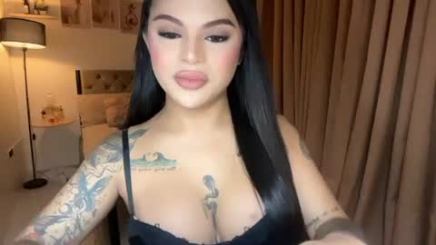 tan online show from July 10, 12:19 pm