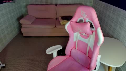 sex_puma online show from December 1, 4:23 pm