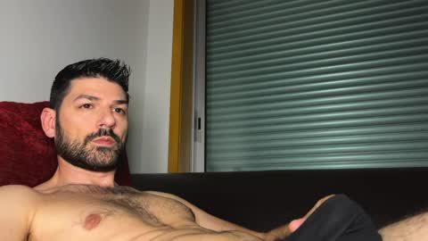 Snapshot of sexfriendch chatting on April 18, 3:32 am Lucenzo online show from April 18, 3:32 am