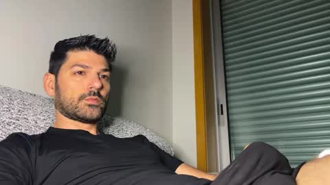 Snapshot of sexfriendch chatting on May 25, 3:40 pm Lucenzo online show from May 25, 3:40 pm