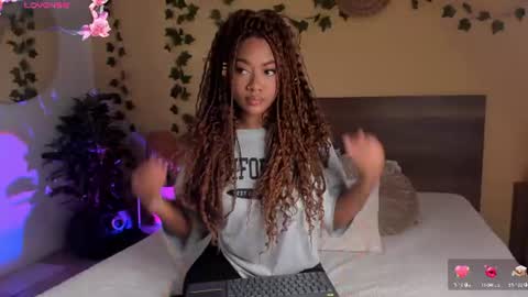 ... Camila ... online show from July 27, 1:18 pm