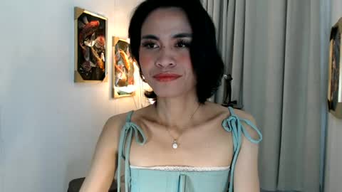 lara online show from June 27, 11:37 am