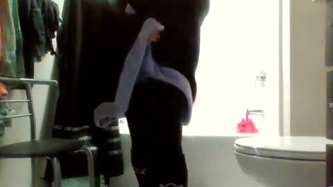 Snapshot of sexislitpuss69 chatting on February 20, 2:02 pm sexislitpuss69 online show from February 20, 2:02 pm