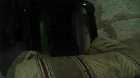 Snapshot of sexmanhot25 chatting on May 17, 2:53 am sexmanhot25 online show from May 17, 2:53 am