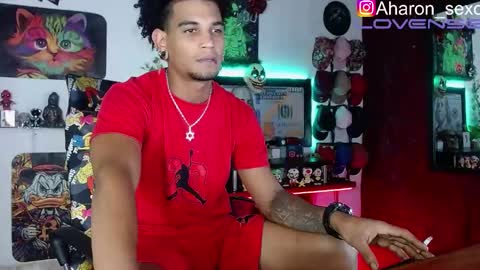 Snapshot of sexo_aharon chatting on October 19, 4:46 am Aharon ravelo online show from October 19, 4:46 am