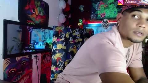 Snapshot of sexo_aharon chatting on November 16, 5:57 am Aharon ravelo online show from November 16, 5:57 am