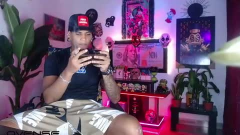 Aharon  ravelo online show from June 19, 4:39 am