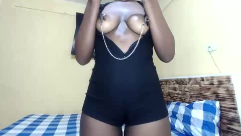 sextgoddessx online show from March 18, 5:10 am