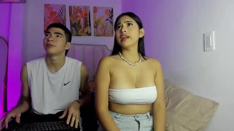 Snapshot of sextury01 chatting on October 9, 6:33 am sextury01 online show from October 9, 6:33 am