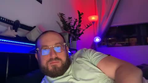 sexxfreak21 online show from December 4, 3:37 am
