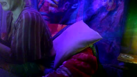 Snapshot of sexxileeah42o chatting on July 28, 6:09 am Leeah CloudZzz online show from July 28, 6:09 am