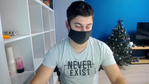 Tommy online show from December 22, 2:38 pm
