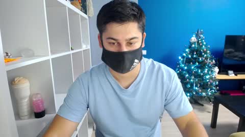 Tommy online show from January 1, 4:39 pm