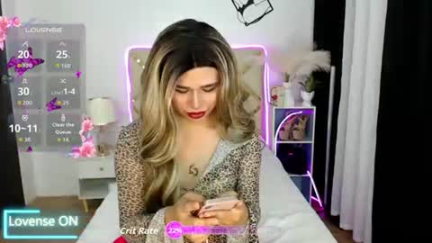 Snapshot of sexxxy_phoenix chatting on March 27, 4:07 pm sexxxy_phoenix online show from March 27, 4:07 pm